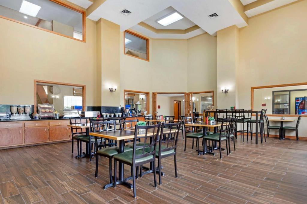 Best Western Locust Grove Inn&Suites Exterior foto